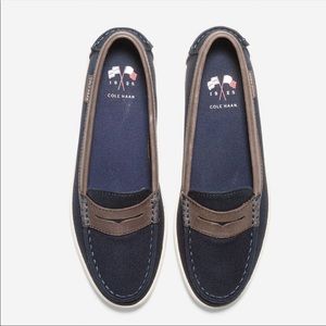 Cole Haan Navy Loafee Boat Shoe Canvas Slip On 7.5